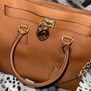 **like new** Brown Michael Kors Purse
